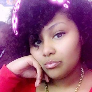 Meet your Posher, Lashay